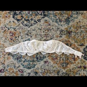 Victoria’s Secret Strapless Bra